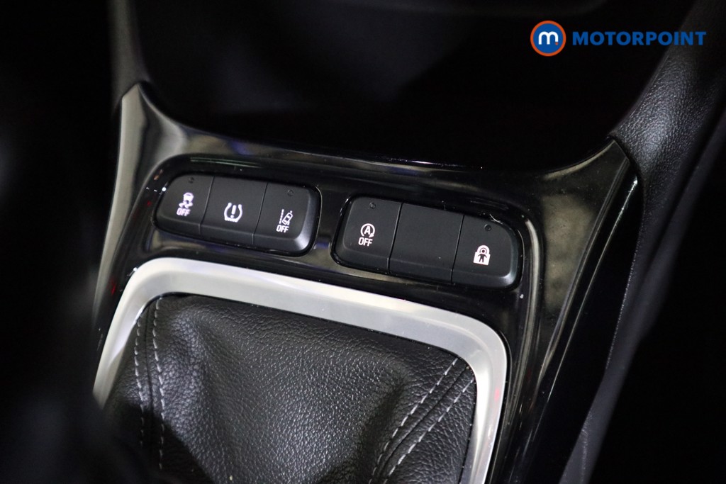 Vauxhall Crossland Ultimate Manual Petrol SUV - Stock Number (1611943) - 10th supplementary image