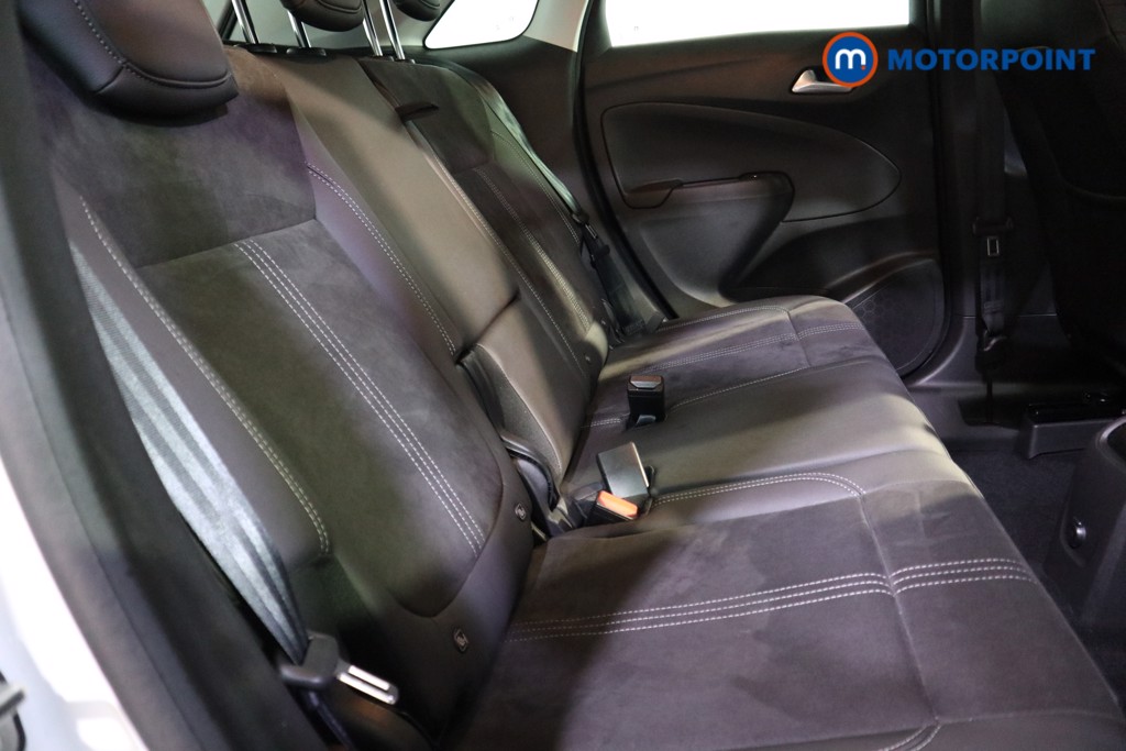Vauxhall Crossland Ultimate Manual Petrol SUV - Stock Number (1611943) - 17th supplementary image