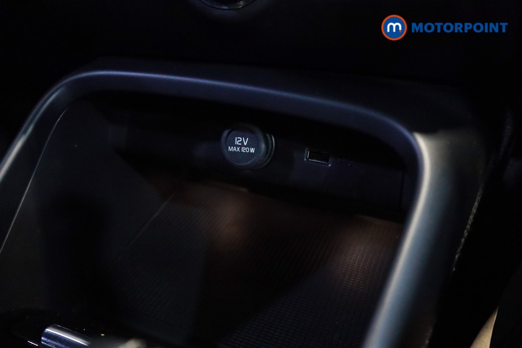 Volvo Xc40 R Design Automatic Petrol Plug-In Hybrid SUV - Stock Number (1612109) - 17th supplementary image