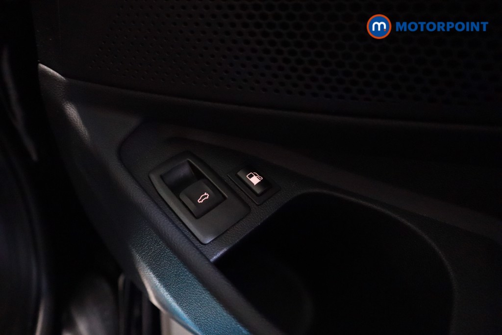 BMW 3 Series Sport Pro Automatic Petrol Plug-In Hybrid Estate - Stock Number (1612156) - 4th supplementary image