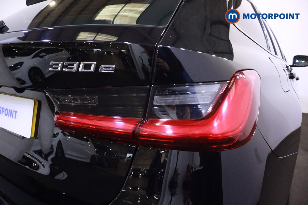 BMW 3 Series Sport Pro Automatic Petrol Plug-In Hybrid Estate - Stock Number (1612156) - 37th supplementary image