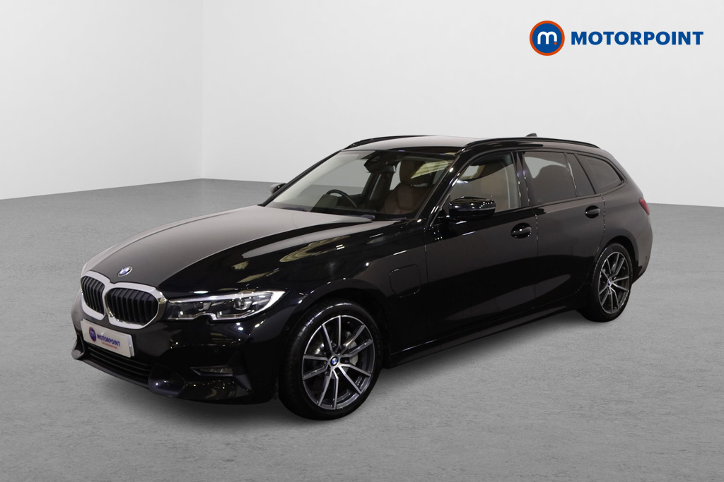 BMW 3 Series Sport Pro Automatic Petrol Plug-In Hybrid Estate - Stock Number (1612156) - Passenger side front corner