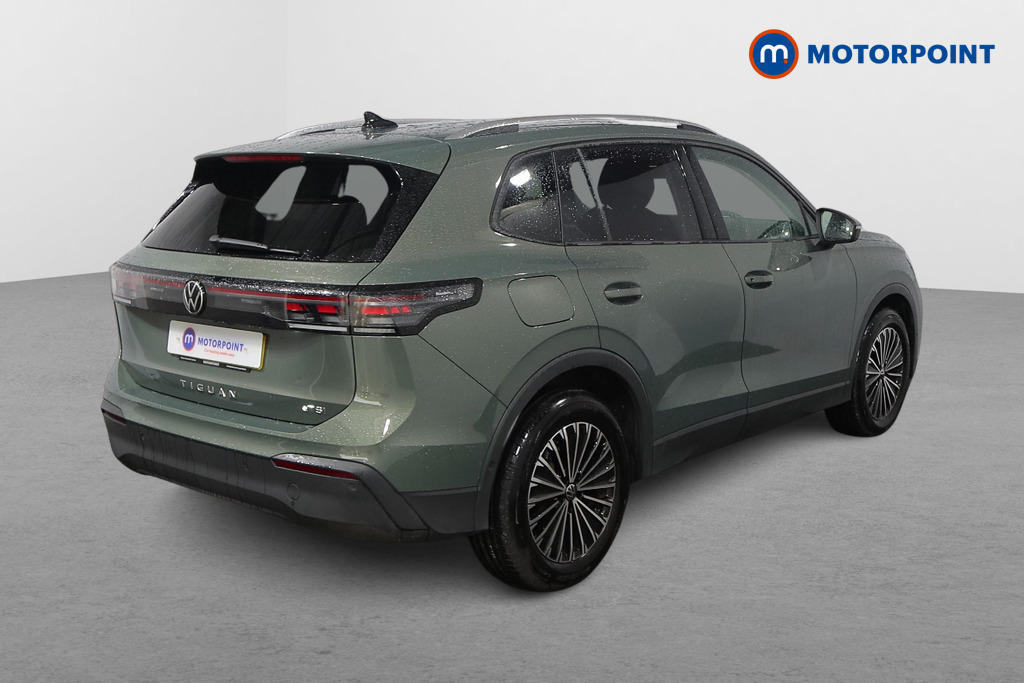 Volkswagen Tiguan Match Automatic Petrol SUV - Stock Number (1612159) - Drivers side rear corner