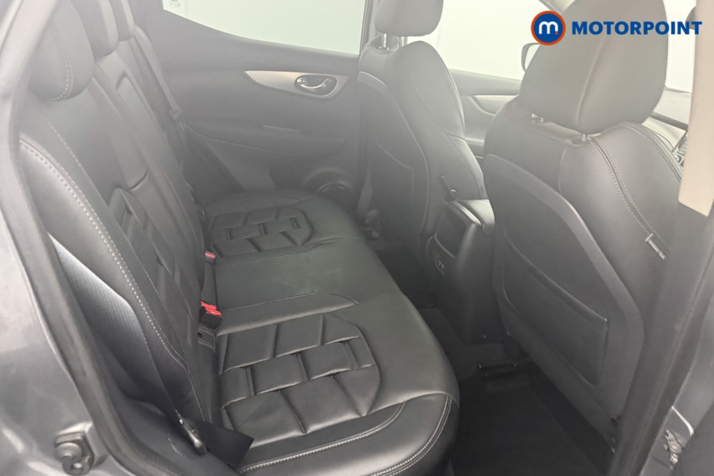 Nissan Qashqai N-Motion Manual Petrol SUV - Stock Number (1612575) - 8th supplementary image