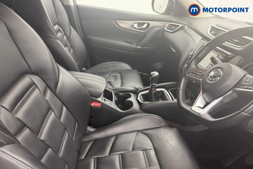 Nissan Qashqai N-Motion Manual Petrol SUV - Stock Number (1612575) - 12th supplementary image
