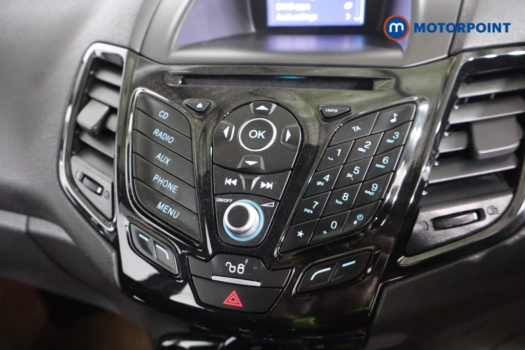 Ford Fiesta Zetec Manual Petrol Hatchback - Stock Number (1612601) - 7th supplementary image