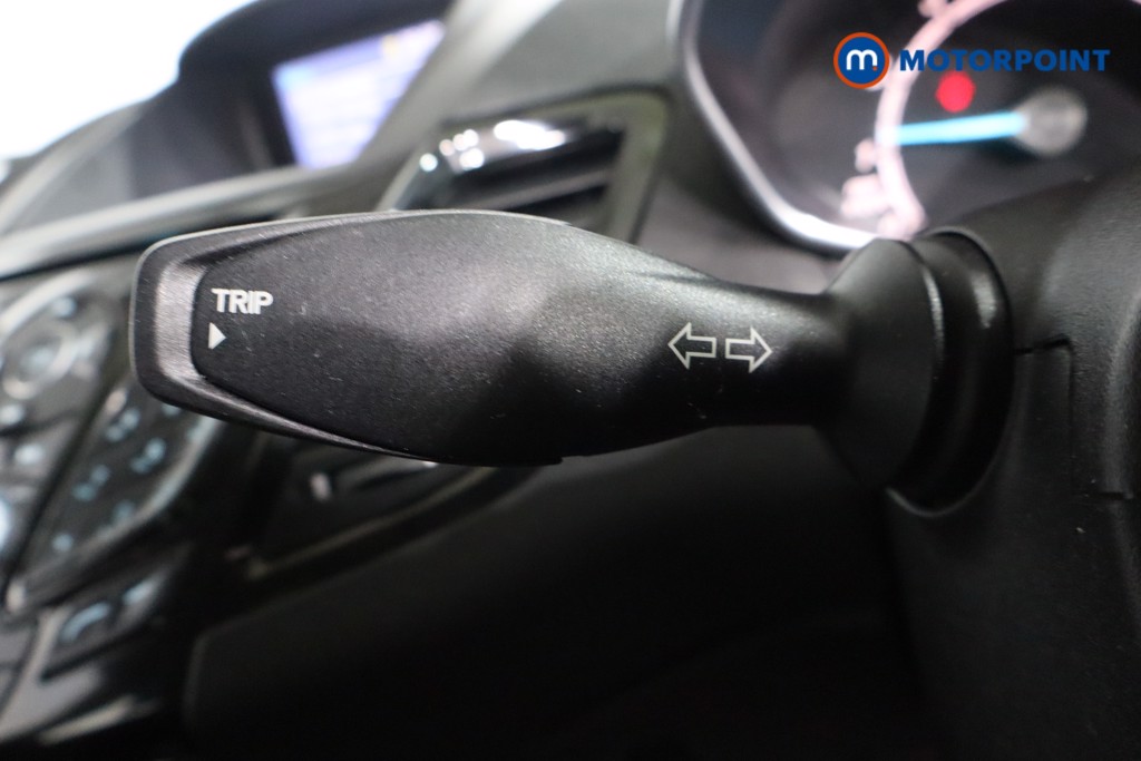 Ford Fiesta Zetec Manual Petrol Hatchback - Stock Number (1612601) - 11th supplementary image