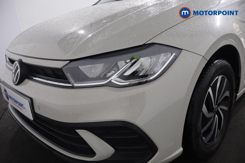 Volkswagen Polo Life Manual Petrol Hatchback - Stock Number (1612668) - 12th supplementary image