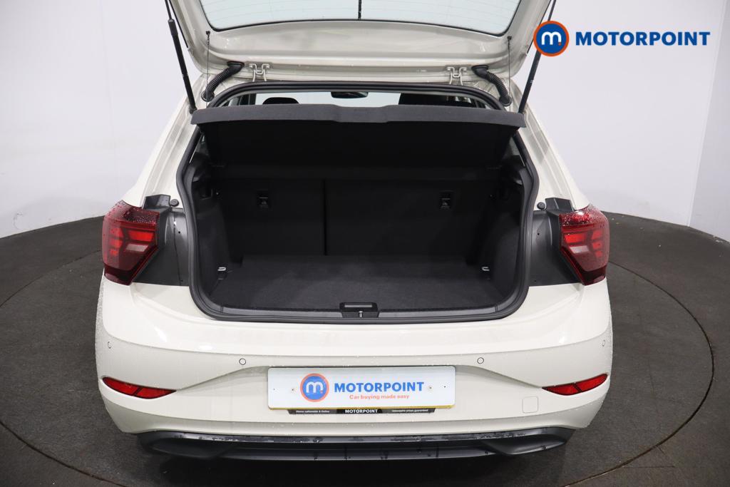 Volkswagen Polo Life Manual Petrol Hatchback - Stock Number (1612668) - 17th supplementary image