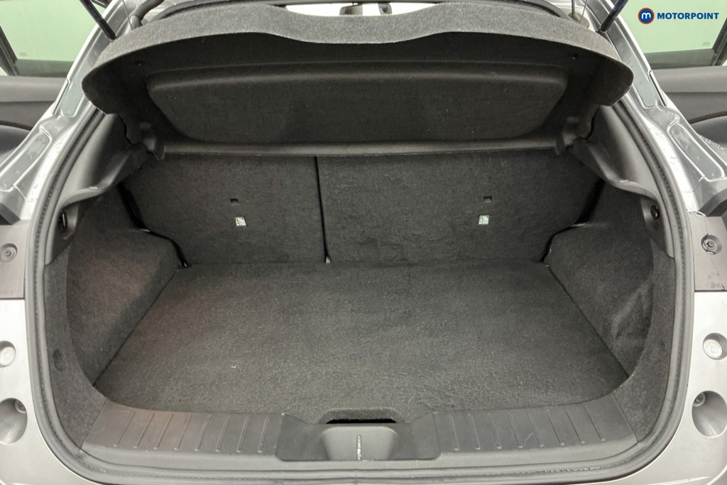 Nissan Juke Tekna Automatic Petrol-Electric Hybrid SUV - Stock Number (1612826) - 4th supplementary image