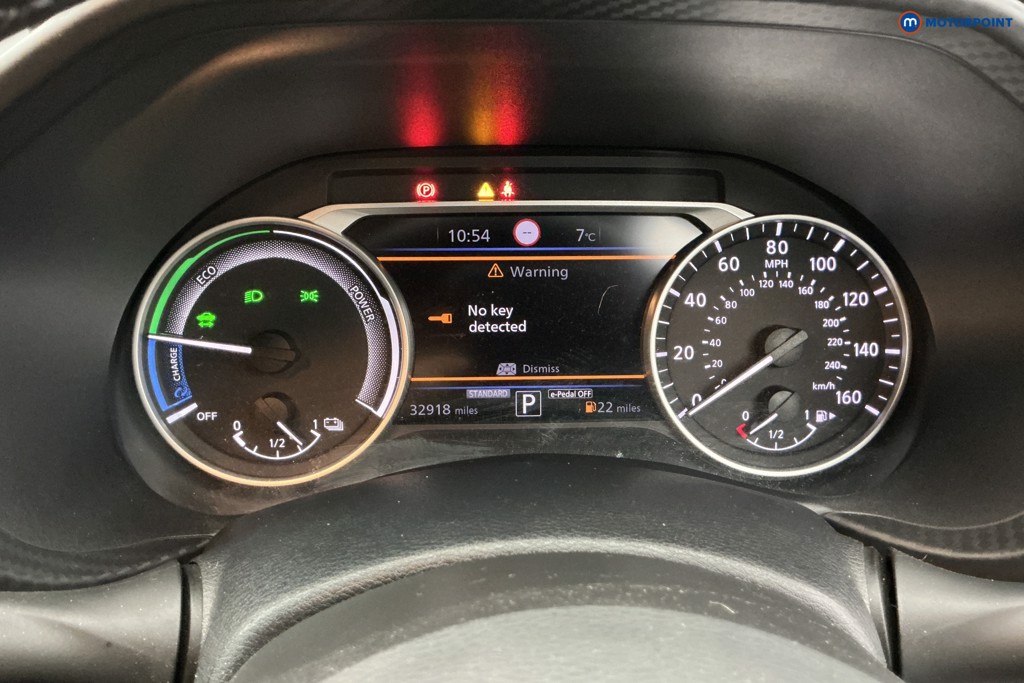 Nissan Juke Tekna Automatic Petrol-Electric Hybrid SUV - Stock Number (1612826) - 13th supplementary image