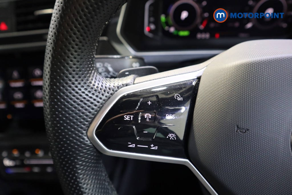 Volkswagen Tiguan R-Line Automatic Petrol Plug-In Hybrid SUV - Stock Number (1612951) - 3rd supplementary image