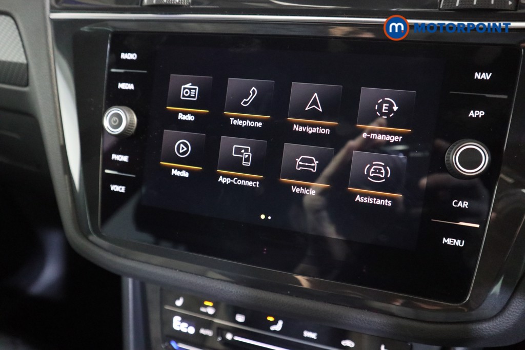 Volkswagen Tiguan R-Line Automatic Petrol Plug-In Hybrid SUV - Stock Number (1612951) - 7th supplementary image