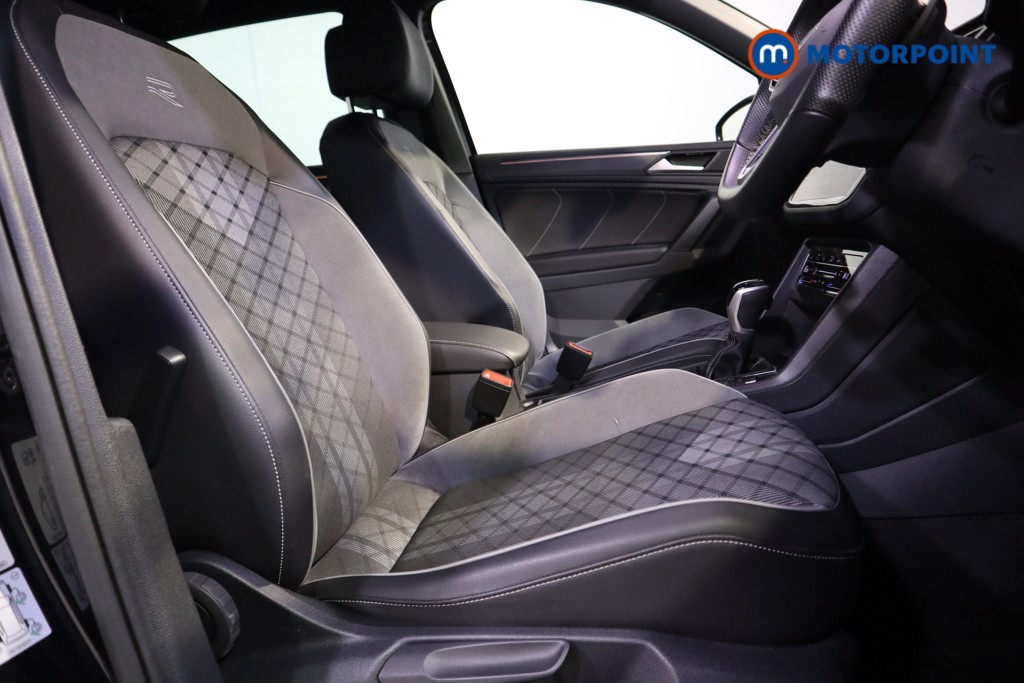 Volkswagen Tiguan R-Line Automatic Petrol Plug-In Hybrid SUV - Stock Number (1612951) - 19th supplementary image