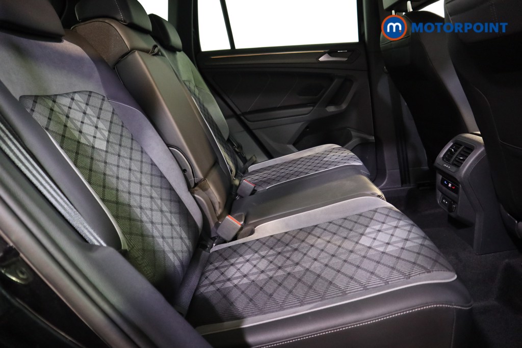 Volkswagen Tiguan R-Line Automatic Petrol Plug-In Hybrid SUV - Stock Number (1612951) - 21st supplementary image