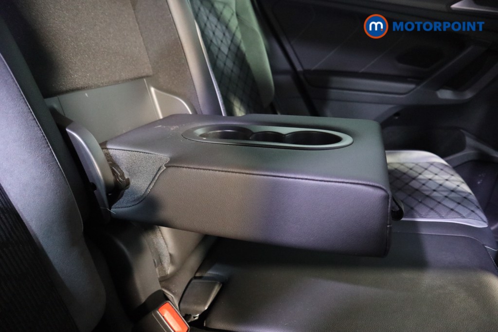 Volkswagen Tiguan R-Line Automatic Petrol Plug-In Hybrid SUV - Stock Number (1612951) - 23rd supplementary image