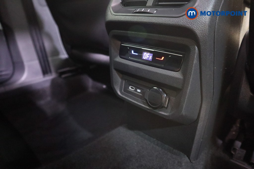 Volkswagen Tiguan R-Line Automatic Petrol Plug-In Hybrid SUV - Stock Number (1612951) - 24th supplementary image