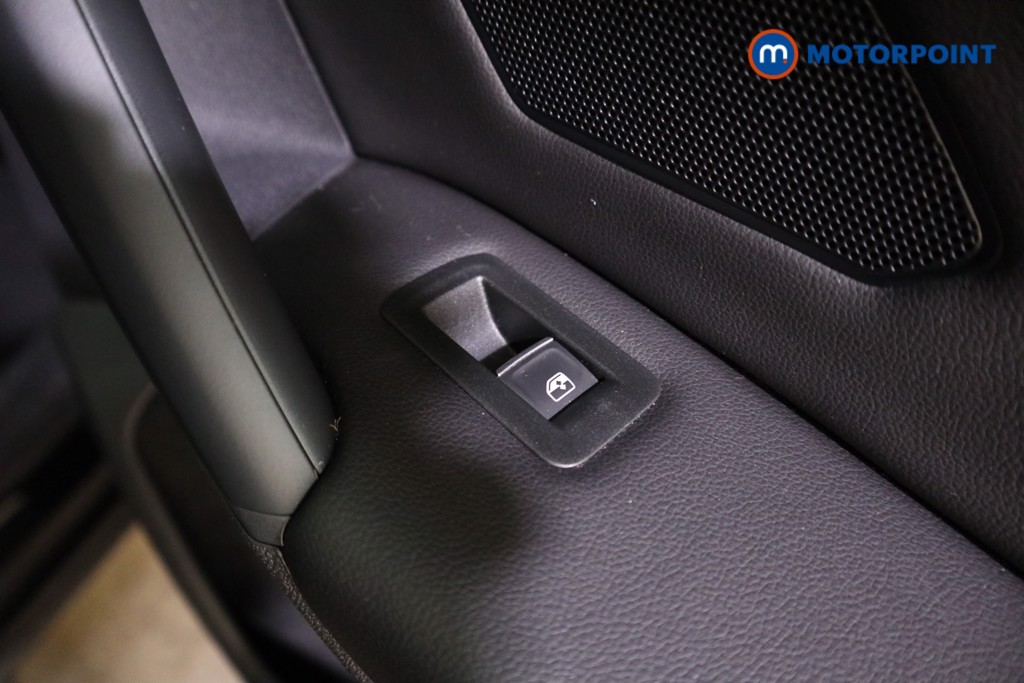 Volkswagen Tiguan R-Line Automatic Petrol Plug-In Hybrid SUV - Stock Number (1612951) - 25th supplementary image