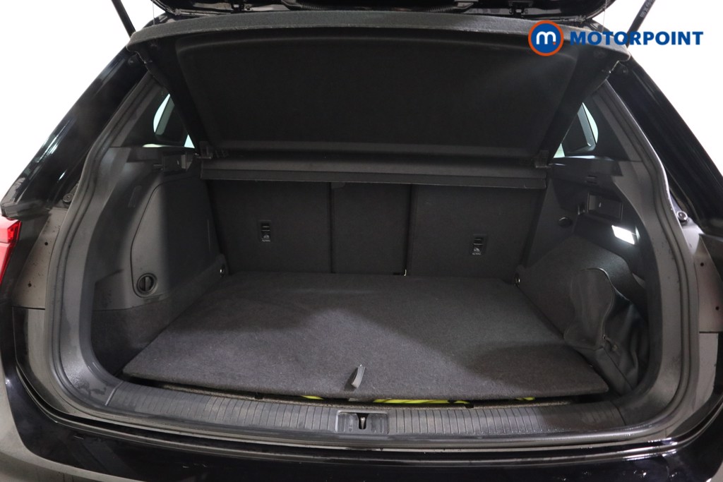 Volkswagen Tiguan R-Line Automatic Petrol Plug-In Hybrid SUV - Stock Number (1612951) - 26th supplementary image