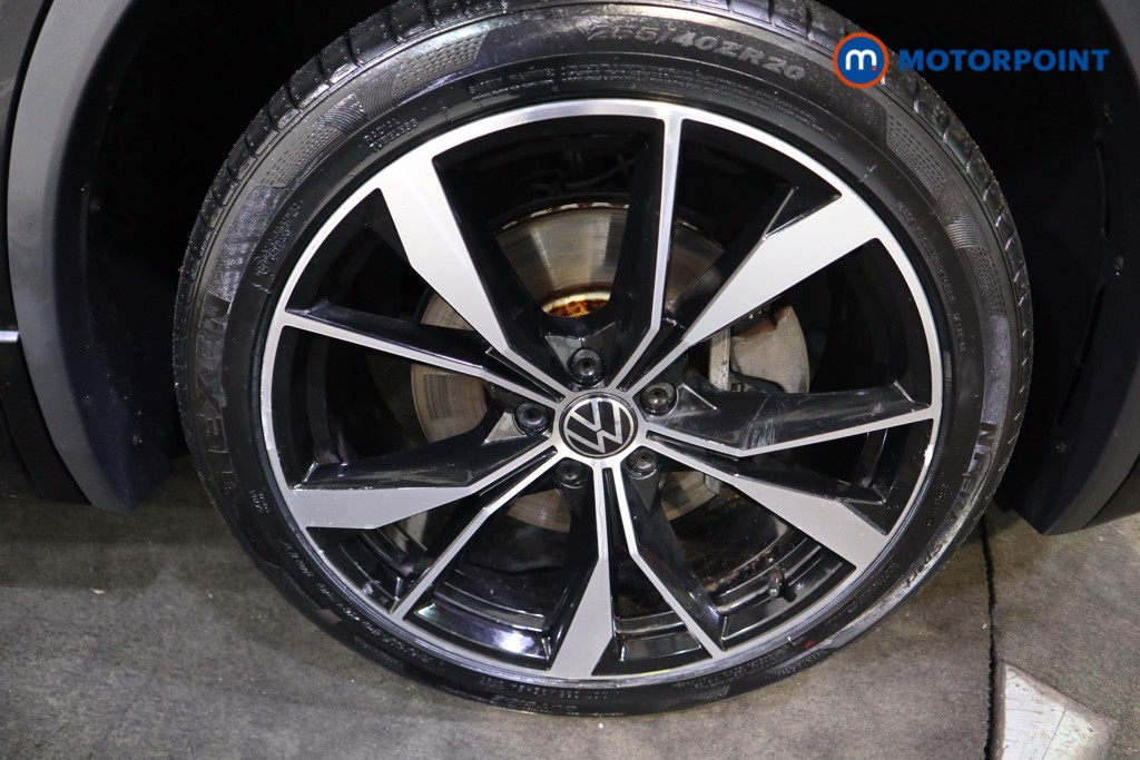 Volkswagen Tiguan R-Line Automatic Petrol Plug-In Hybrid SUV - Stock Number (1612951) - 28th supplementary image