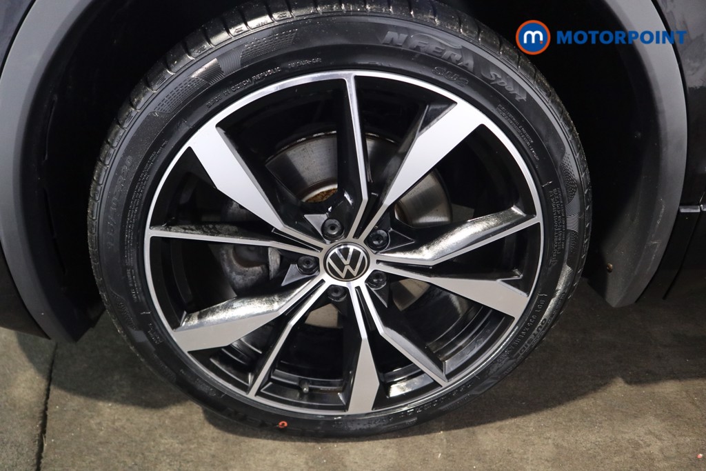 Volkswagen Tiguan R-Line Automatic Petrol Plug-In Hybrid SUV - Stock Number (1612951) - 29th supplementary image