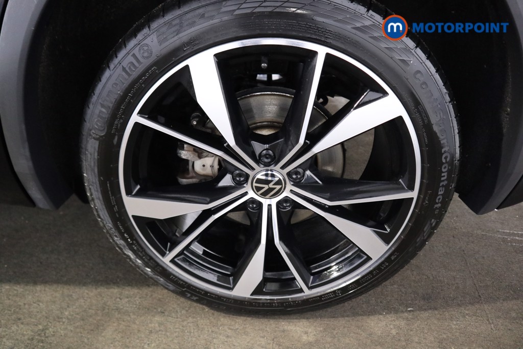 Volkswagen Tiguan R-Line Automatic Petrol Plug-In Hybrid SUV - Stock Number (1612951) - 30th supplementary image