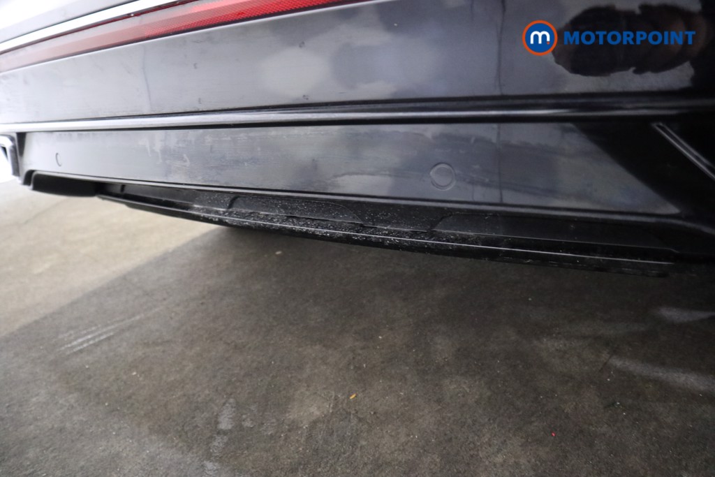 Volkswagen Tiguan R-Line Automatic Petrol Plug-In Hybrid SUV - Stock Number (1612951) - 31st supplementary image