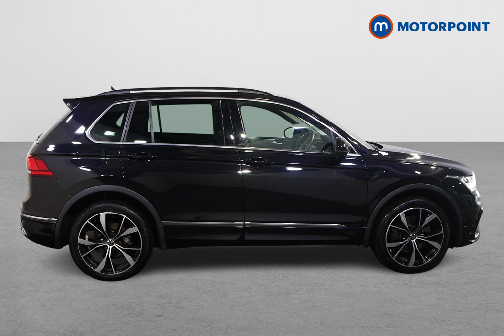 Volkswagen Tiguan R-Line Automatic Petrol Plug-In Hybrid SUV - Stock Number (1612951) - Drivers side