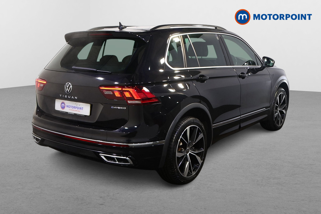 Volkswagen Tiguan R-Line Automatic Petrol Plug-In Hybrid SUV - Stock Number (1612951) - Drivers side rear corner