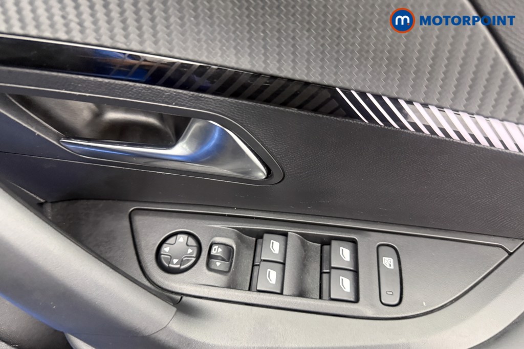 Peugeot 2008 Allure Manual Petrol SUV - Stock Number (1613119) - 10th supplementary image