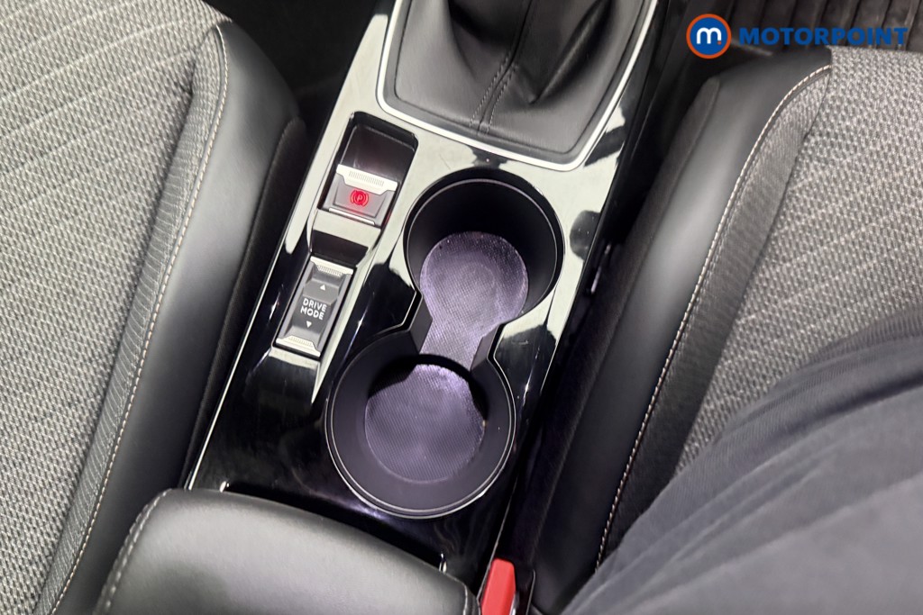 Peugeot 2008 Allure Manual Petrol SUV - Stock Number (1613119) - 16th supplementary image