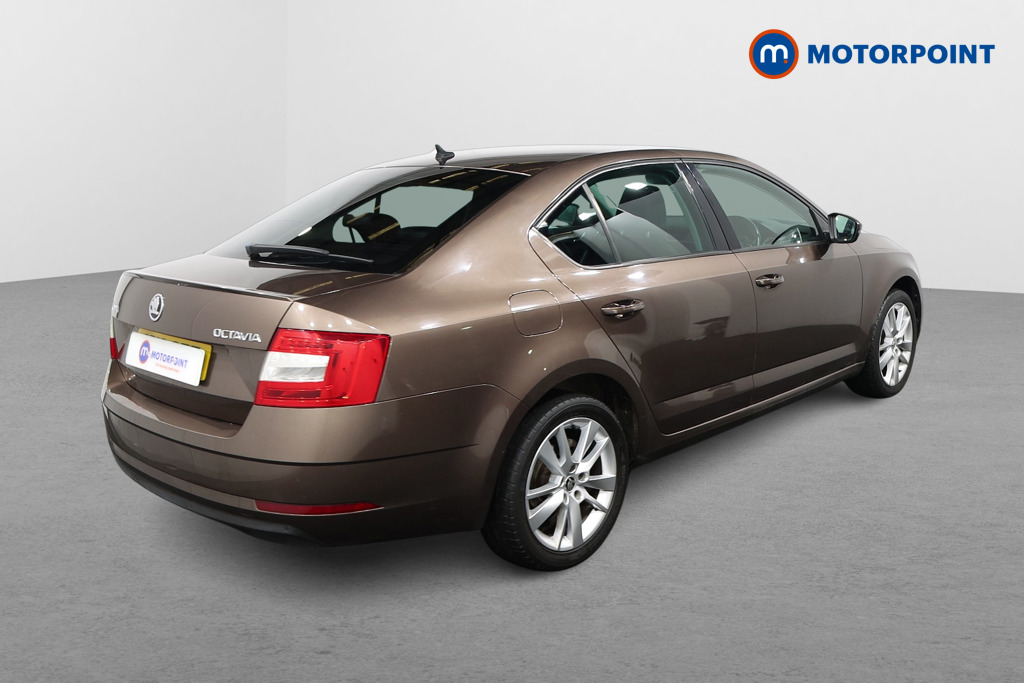 Skoda Octavia Se L Manual Petrol Hatchback - Stock Number (1613308) - Drivers side rear corner