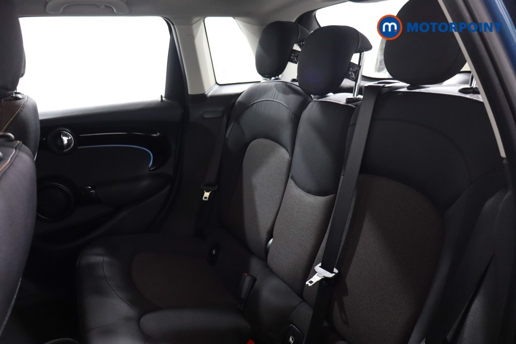 Mini Hatchback Cooper Classic Manual Petrol Hatchback - Stock Number (1613396) - 21st supplementary image