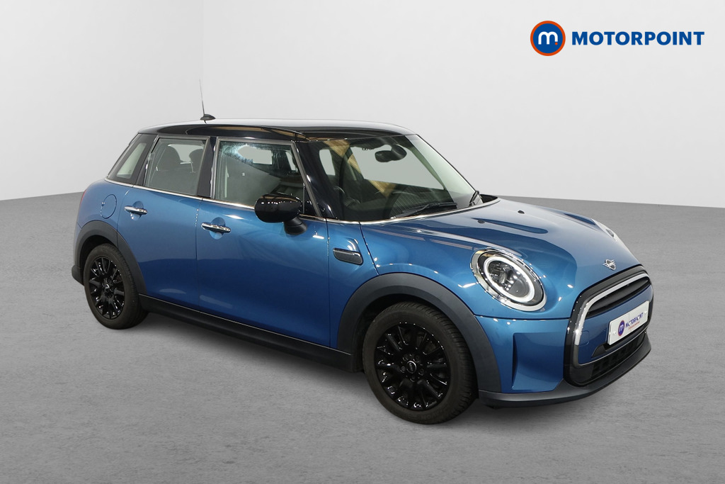 Mini Hatchback Cooper Classic Manual Petrol Hatchback - Stock Number (1613396) - Drivers side front corner