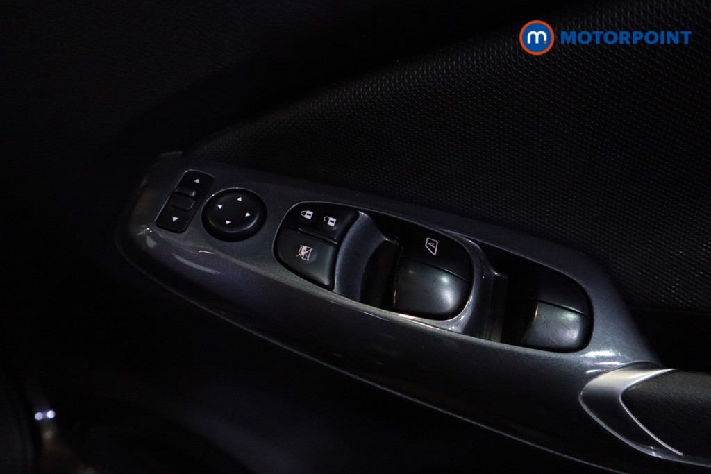 Nissan Juke Acenta Automatic Petrol SUV - Stock Number (1613504) - 3rd supplementary image