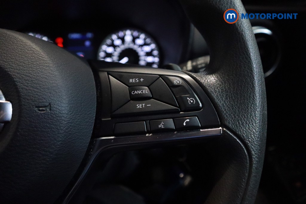 Nissan Juke Acenta Automatic Petrol SUV - Stock Number (1613504) - 9th supplementary image