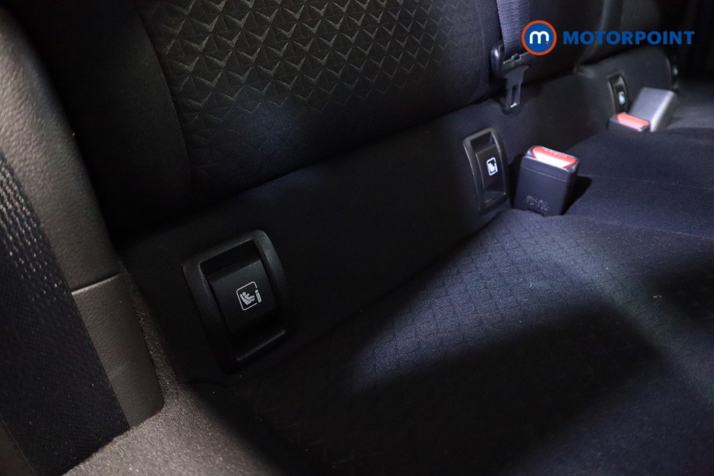 Nissan Juke Acenta Automatic Petrol SUV - Stock Number (1613504) - 23rd supplementary image