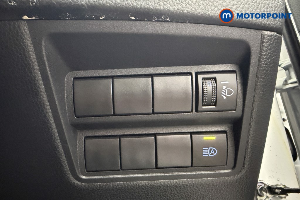 Toyota Yaris Cross Design Automatic Petrol-Electric Hybrid Estate - Stock Number (1613617) - 7th supplementary image