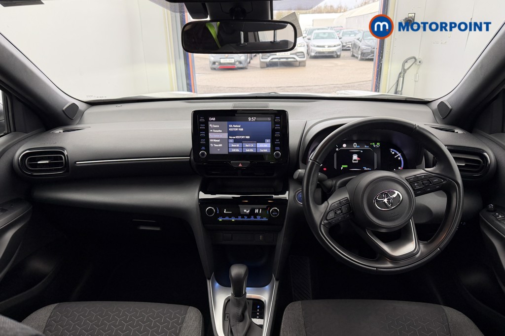 Toyota Yaris Cross Design Automatic Petrol-Electric Hybrid Estate - Stock Number (1613617) - 22nd supplementary image