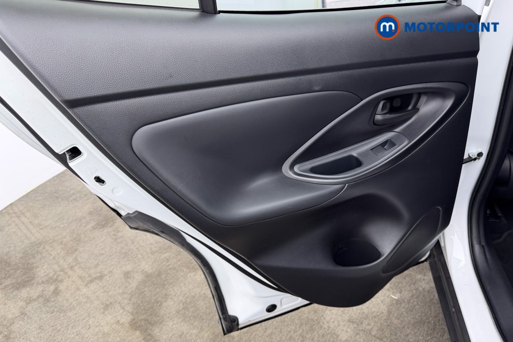 Toyota Yaris Cross Design Automatic Petrol-Electric Hybrid Estate - Stock Number (1613617) - 29th supplementary image