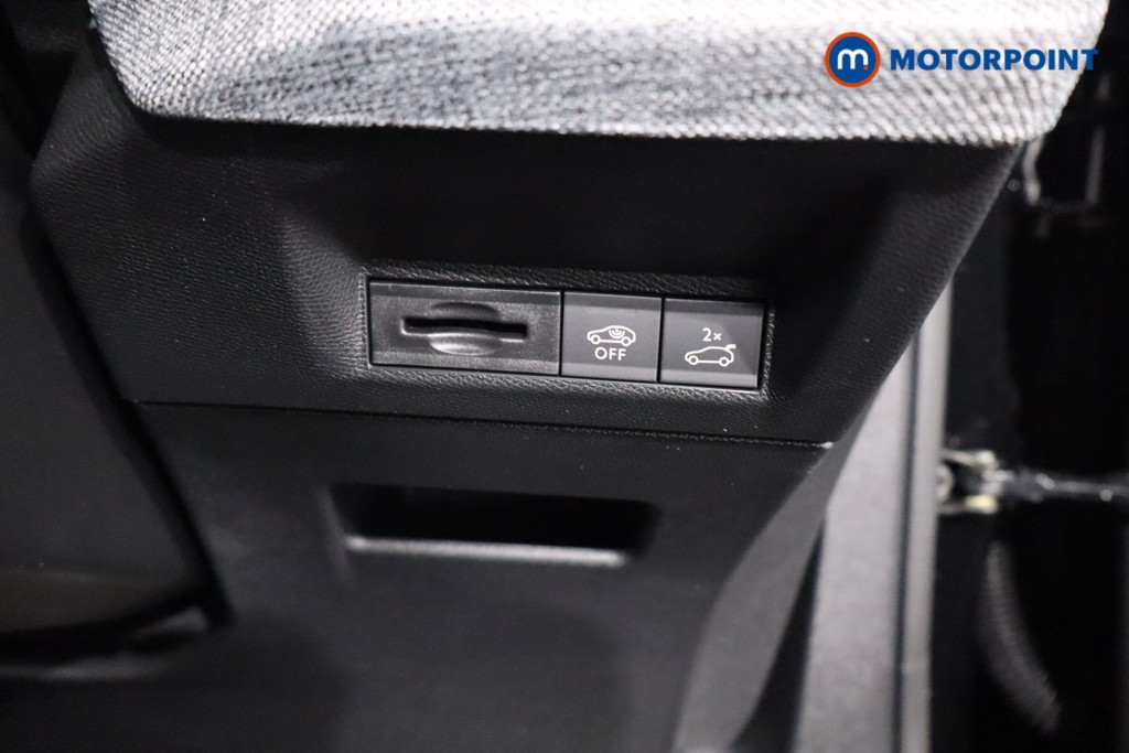 Peugeot 5008 GT Automatic Petrol SUV - Stock Number (1613681) - 20th supplementary image