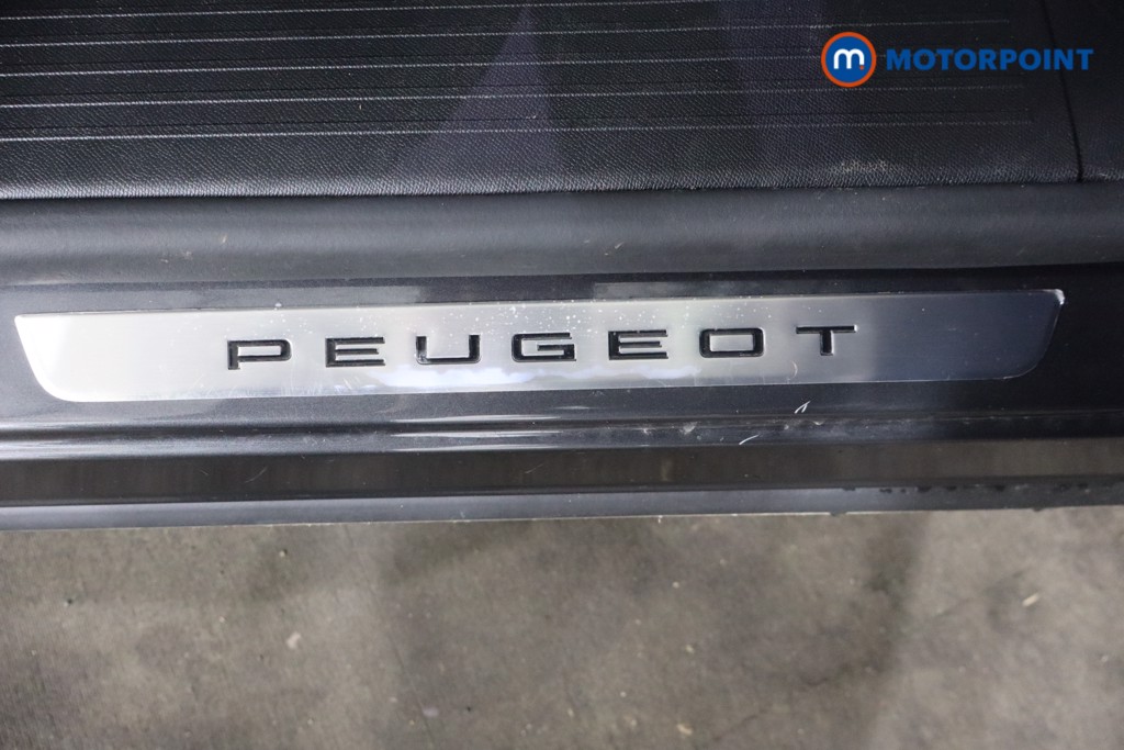 Peugeot 5008 GT Automatic Petrol SUV - Stock Number (1613690) - 19th supplementary image