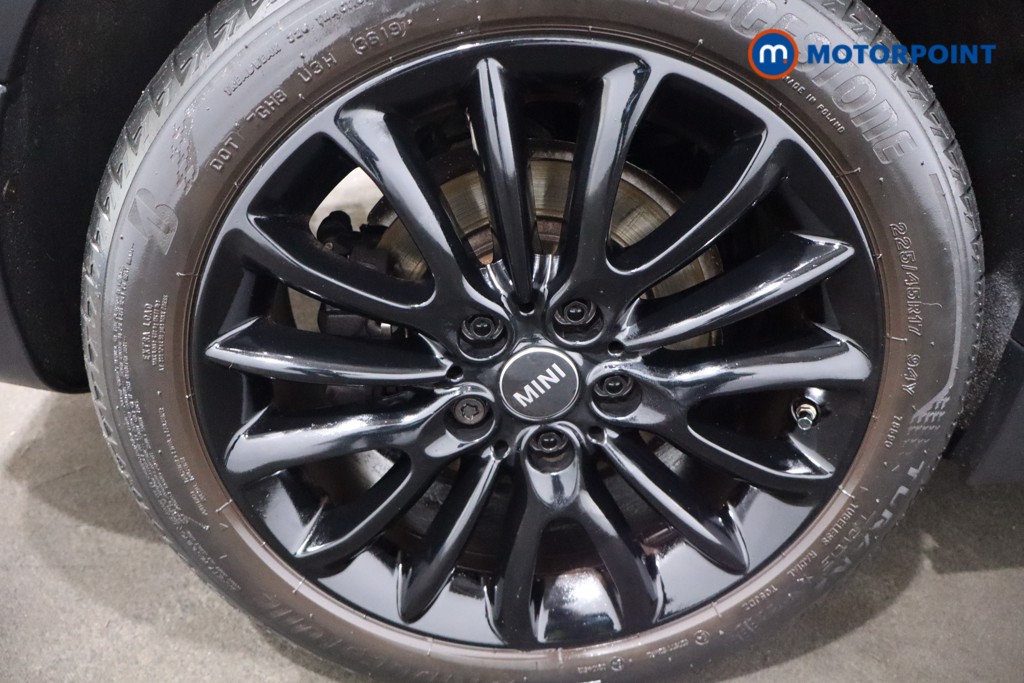 Mini Clubman Cooper S Classic Manual Petrol Estate - Stock Number (1613890) - 9th supplementary image