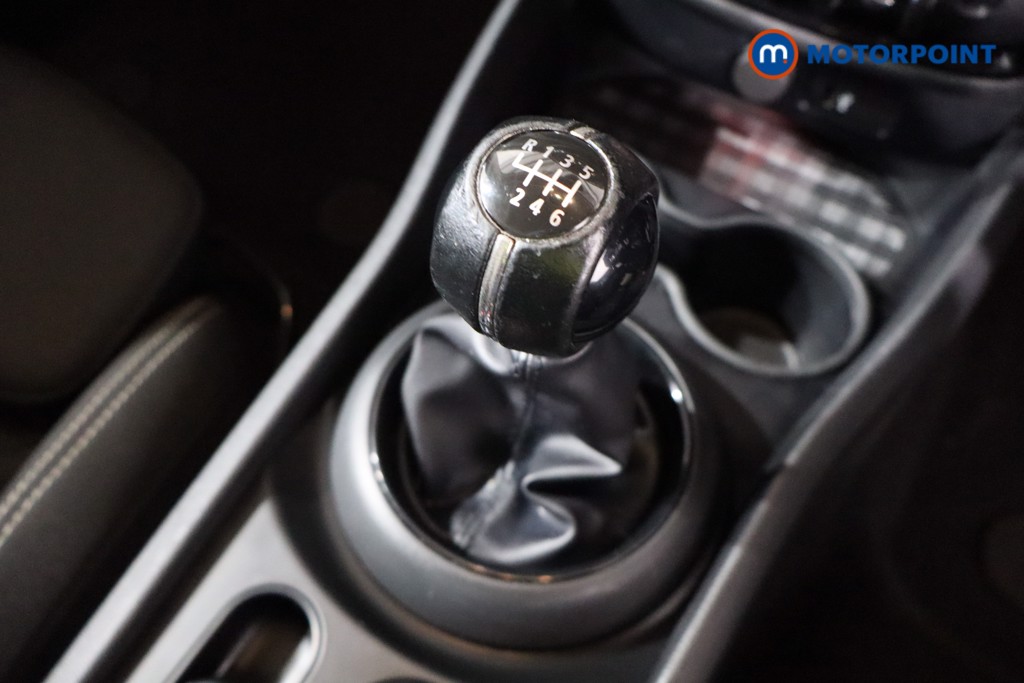 Mini Clubman Cooper S Classic Manual Petrol Estate - Stock Number (1613890) - 14th supplementary image