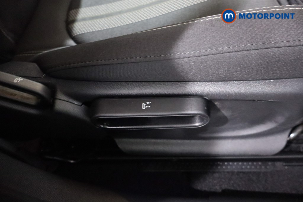 Mini Clubman Cooper S Classic Manual Petrol Estate - Stock Number (1613890) - 22nd supplementary image