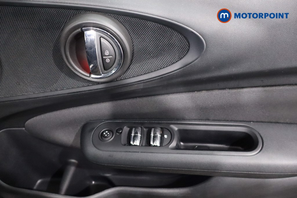 Mini Clubman Cooper S Classic Manual Petrol Estate - Stock Number (1613890) - 24th supplementary image