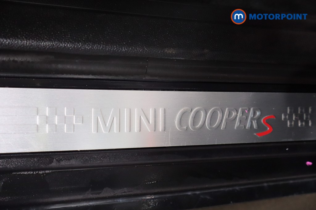 Mini Clubman Cooper S Classic Manual Petrol Estate - Stock Number (1613890) - 25th supplementary image