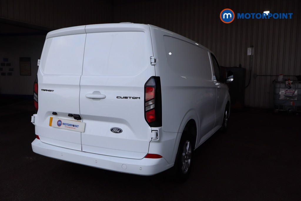 Ford Transit Custom Limited Manual Diesel Panel Van - Stock Number (1613936) - 1st supplementary image