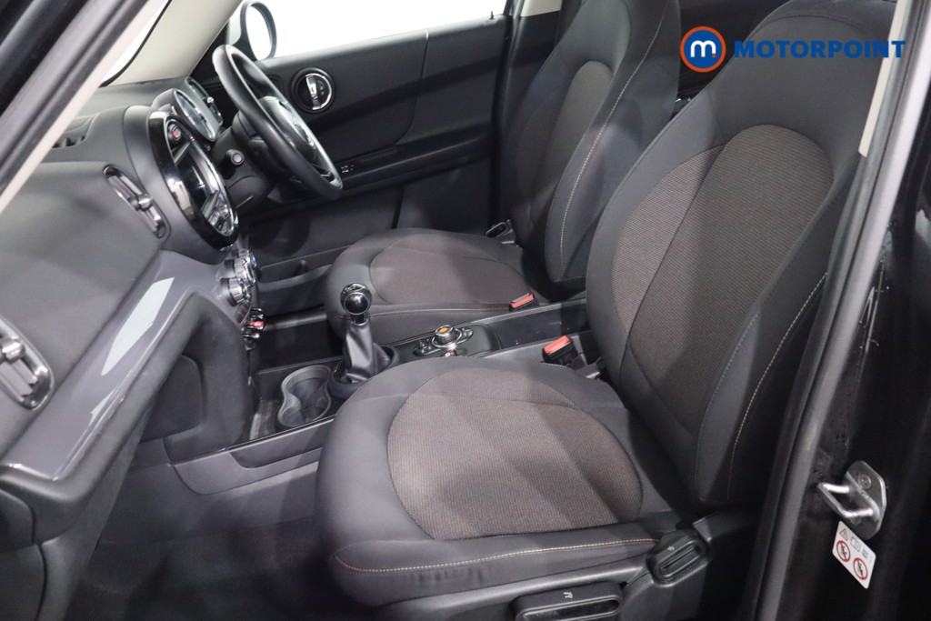 Mini Countryman Cooper Classic Manual Petrol SUV - Stock Number (1614829) - 4th supplementary image