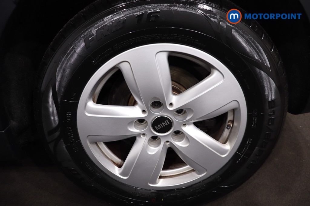 Mini Countryman Cooper Classic Manual Petrol SUV - Stock Number (1614829) - 12th supplementary image